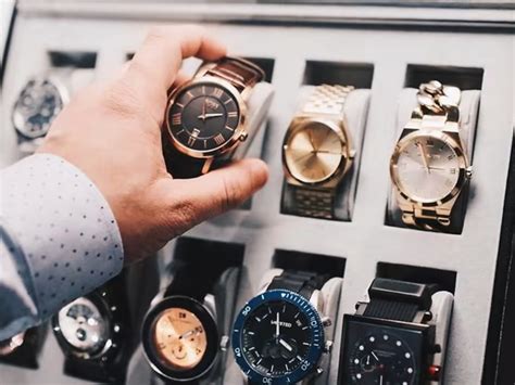 is selling watches online profitable